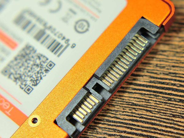 sata2和sata3接口区别(教你辨别sata2和sata3)