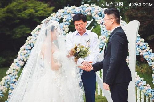 婚礼父亲致辞简短大气致辞