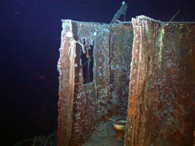 在奥德赛海洋探索公司拍摄的一幅图片中，“盖尔索帕”号沉船上仍然保存一个完整的厕所。