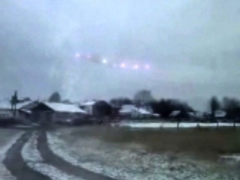 外星人频繁访问地球 西伯利亚又现UFO雪中漫