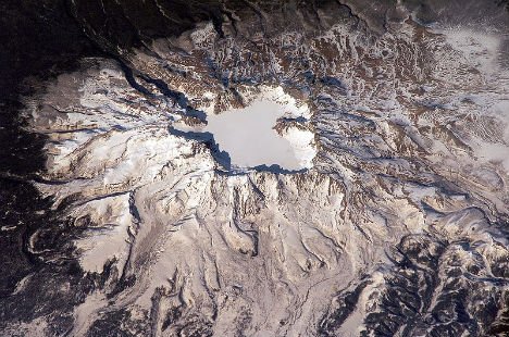 长白山火山(资料图)