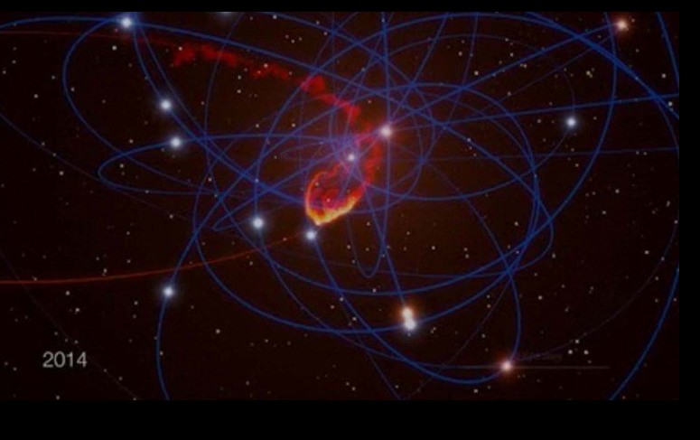 揭秘宇宙恐怖事件：黑洞扭曲空间和时间