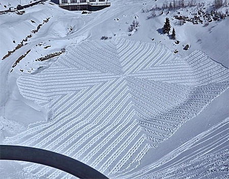 人工雪地麦田怪圈