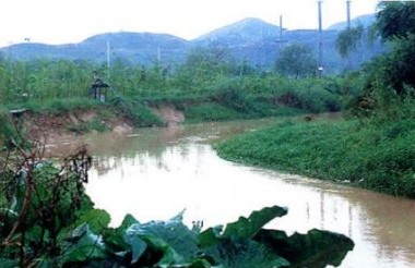 热议:中国十个最邪门的地方 你敢看吗(组图)