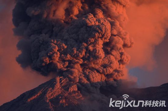 印尼塞梅鲁火山