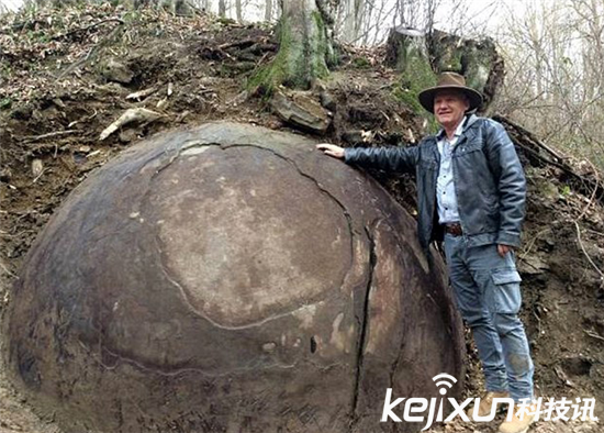 考古惊现神秘石球 是历史遗产还是外星人产物