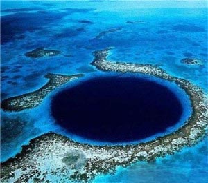大蓝洞：世界最大的水下洞穴