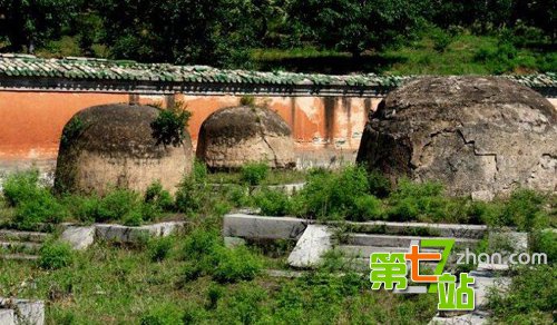 康熙妃子陵墓遭盗挖 盗墓者使用潜水泵等工具