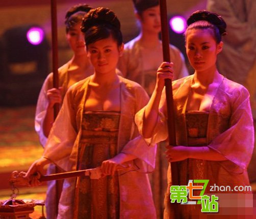 各代皇帝“夜生活”：妃嫔侍寝手段五花八门