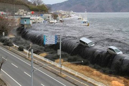 都是月亮惹的祸 满月会引发大地震等灾难