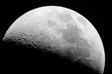 科学发现：月球45亿年前起源于地球