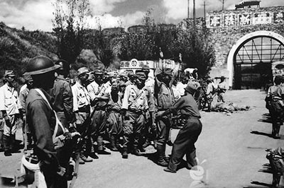 1945年：投降后的日本人在中国