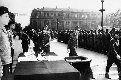 1945年：投降后的日本人在中国