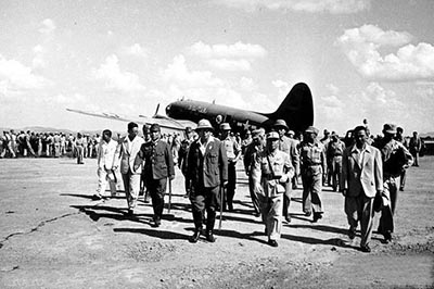 1945年：投降后的日本人在中国