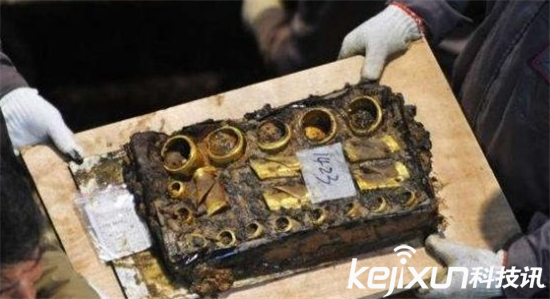 神秘古棺打开后震惊考古界 玉器金器创先例