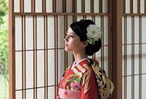 日本怪行为解密:女人为什么喜欢“跪”
