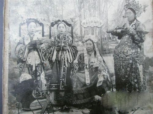 慈禧拍照和画像趣闻:不要阴影 也不要皱纹