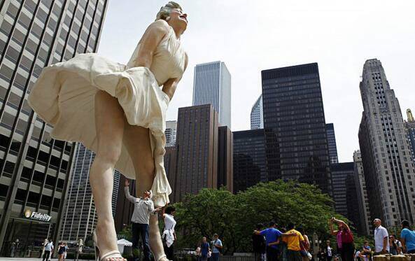 世界上最大的玛丽莲梦露雕像