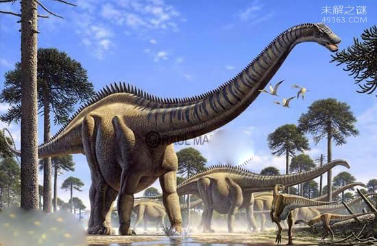 易碎双腔龙系世界上最大的恐龙(重可达220吨)