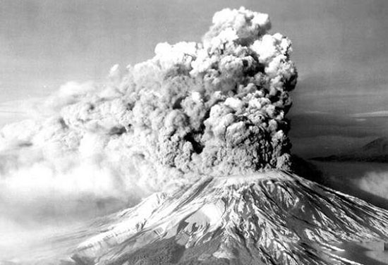 圣海伦斯火山(曾将山头削去300米)