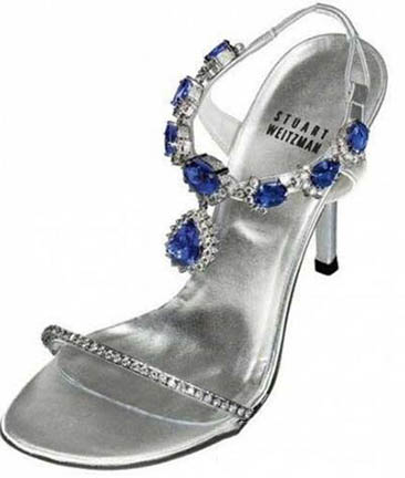 世界上最贵的鞋子，鞋上镶1000颗钻石价值1个亿