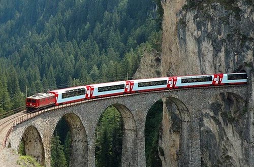 世界上10条最令人惊异的铁路
