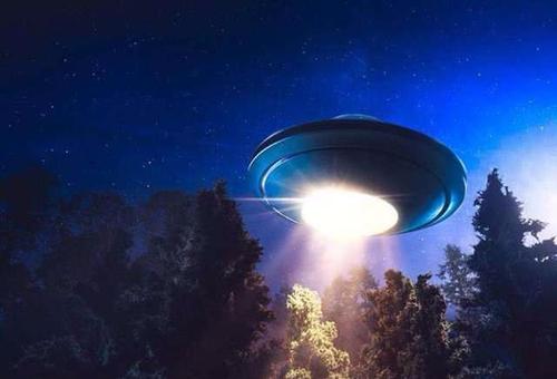 太阳附近发现千艘地球大小的UFO，是假新闻吗？