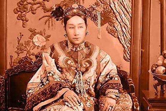 清朝同治皇帝深爱皇后,为何还要出宫嫖妓?