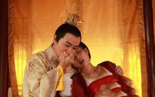 古代女人与动物性交:汉灵帝养狗与宫女交配