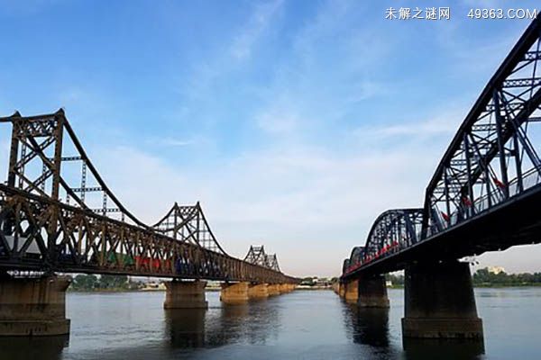 中国和朝鲜两国的界河叫什么 (鸭绿江)
