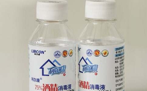 胎儿酒精综合征的症状有哪些
