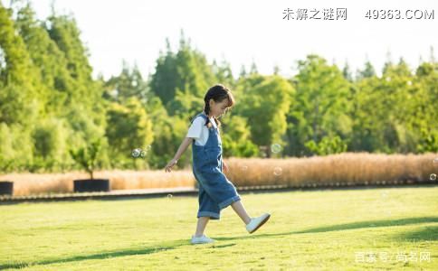 温姓女孩取名：温姓女宝宝取名带解释推荐