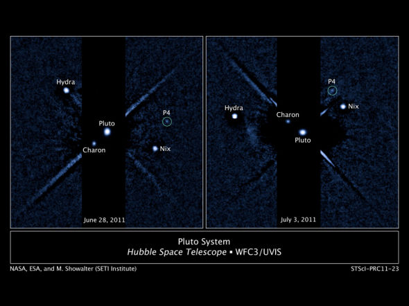 哈勃空间望远镜广角相机-3号在紫外-可见光波段拍摄的冥王星，于2011年7月20日公布。图中圈出了最新发现的冥王星第四颗卫星