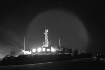 UFO专家：“8·20”巨型发光体是不是外星飞碟