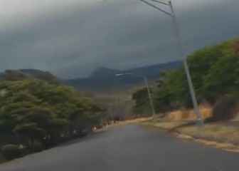 视频: 【幽浮谜团】：超高速UFO光临夏威夷上空