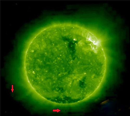 NASA多次拍到巨型ufo穿越太阳 外星人是不是遇到什么事儿跑路了?