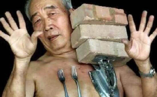 现实中十大拥有超能力的人,1岁男孩举起2千克哑铃