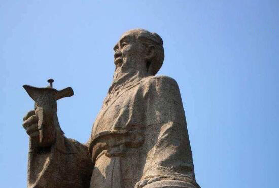 杜康是哪个朝代的人,夏朝时期(酿酒鼻祖)