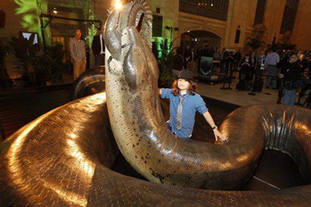 洪荒巨蛇：泰坦蟒