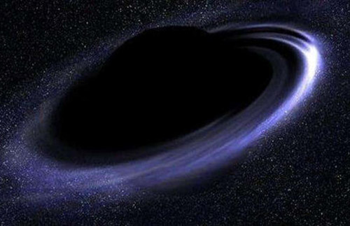 宇宙中最大黑洞质量为太阳的180亿倍