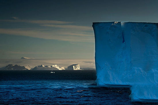 南极冰山一角
